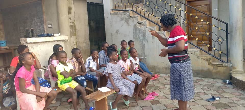 Atelier d'accompagnement scolaire avec les familles
